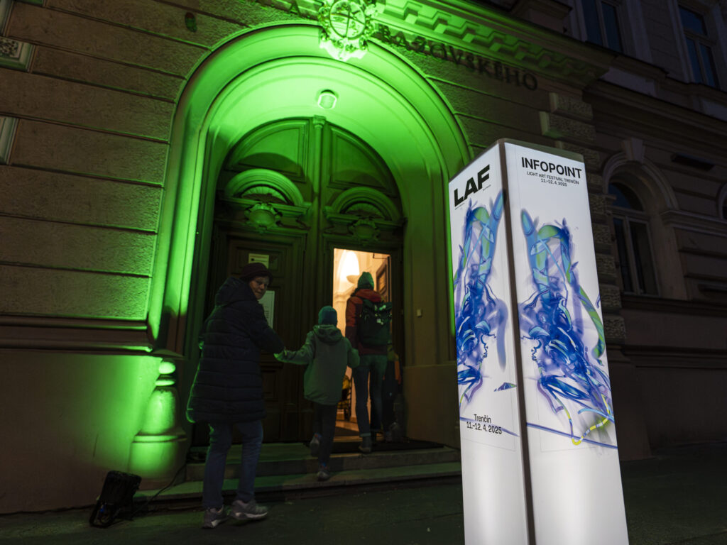 INFOPOINT_Adrian_Kubáň