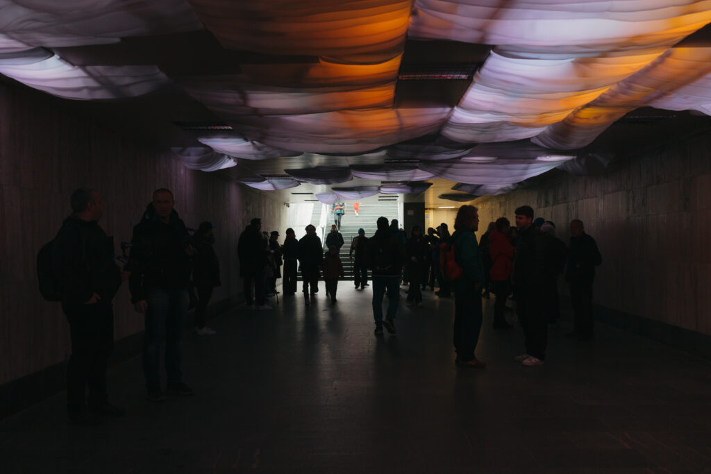 tn_26_jemny_podchod_dvaja (1) (1)